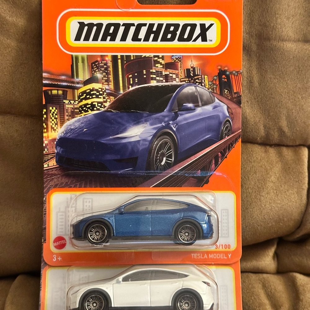 Match Blue and White Toy Cars